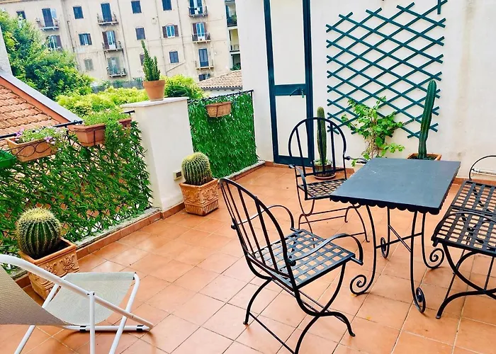 4 Passi Casa דירה *