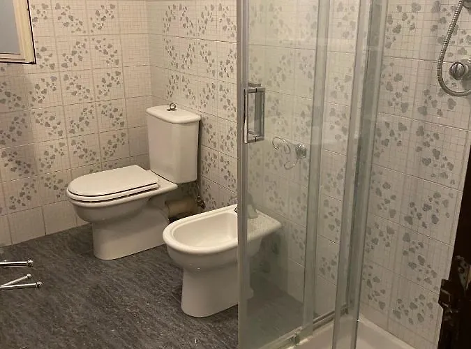 4 Passi Casa شقة *