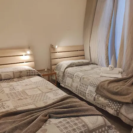 4 Passi شقة